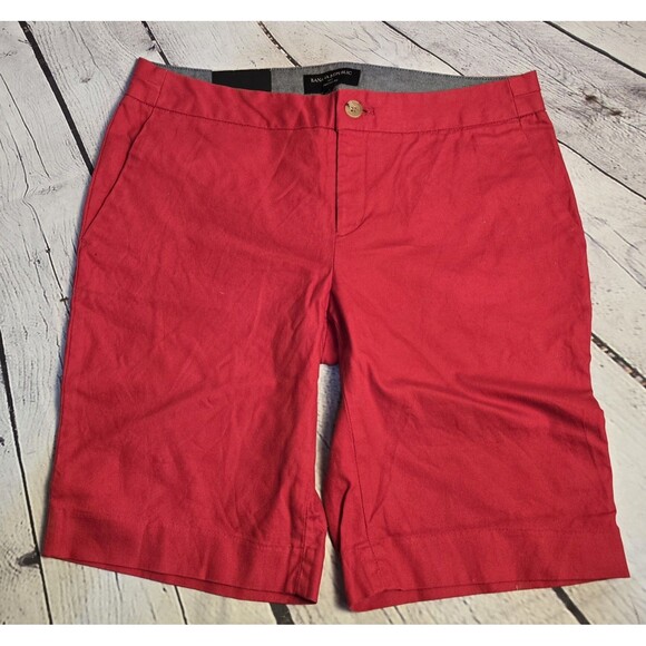 Banana Republic Hampton Fit Red Bermuda Shorts size 4 nwot - Picture 1 of 5